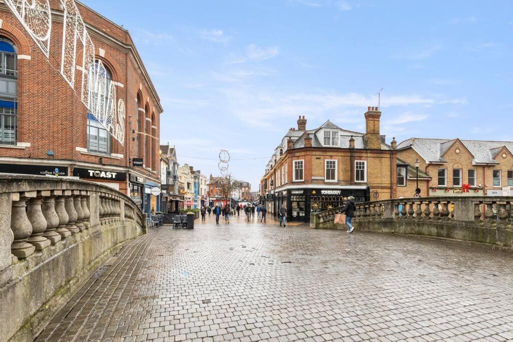 Chelmsford Centre View Sleep 4 Next Chelmer Canal Exterior foto